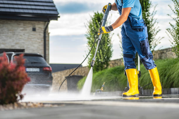 Professional  Pressure Washing Services in West Liberty, KY
